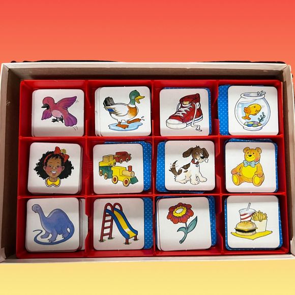 NEW 2005 MB Milton Bradley ORIGINAL MEMORY GAME Sealed - Picture 2 of 4